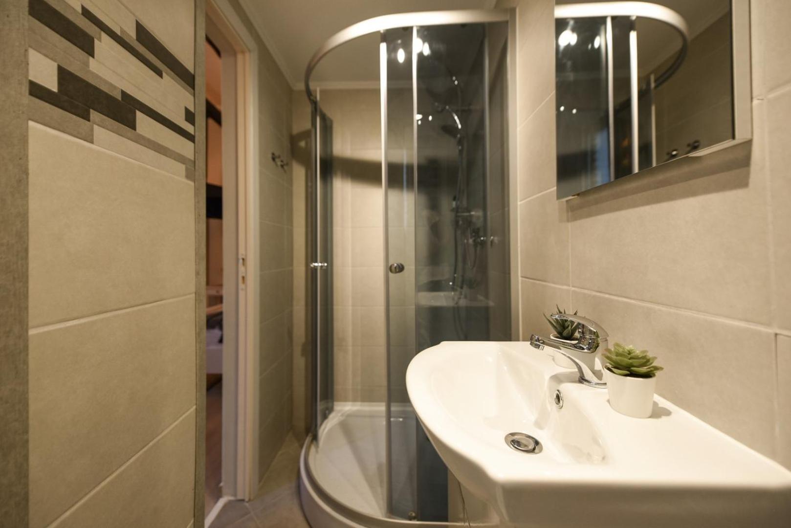 Elegant Studio - Urban Escape In Bucureşti Eksteriør bilde